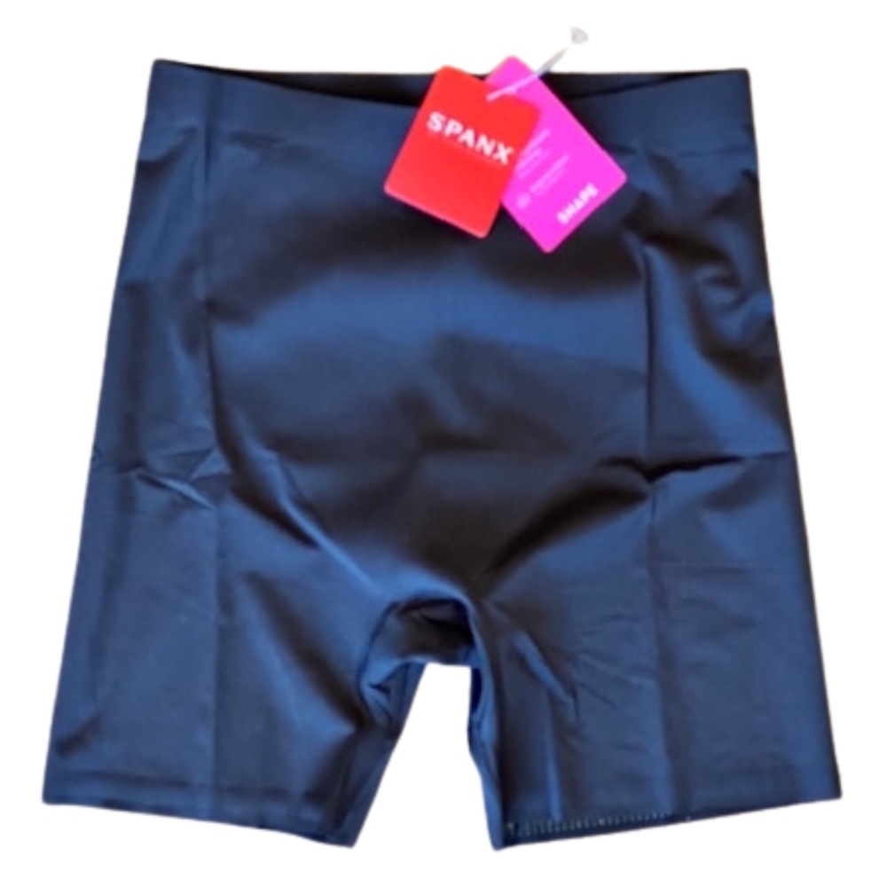 NWT - Spanx Thinstincts Girl Shorts